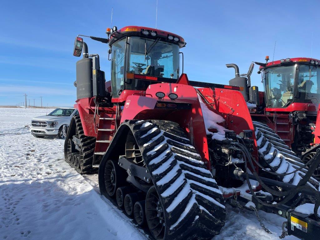 2023 Case 620Q Tractor Rubber Track