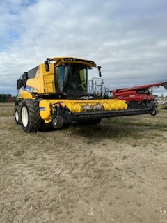 2020 New Holland CR9.90 Combine