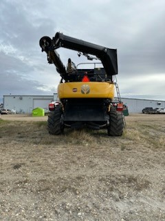 2020 New Holland CR9.90 Combine
