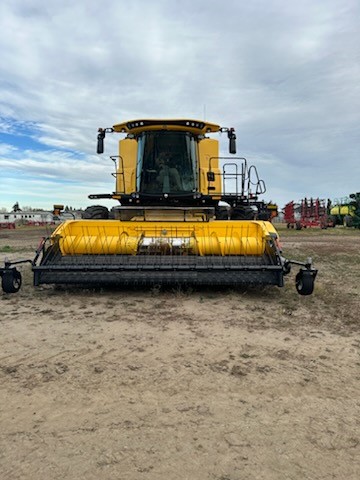 2019 New Holland CR9.90 Combine