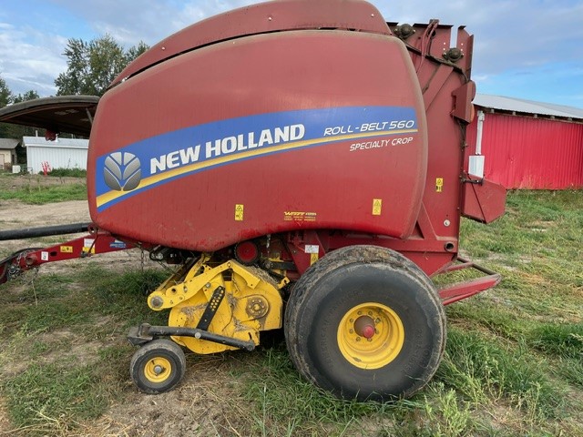 2017 New Holland RB560 Baler/Round