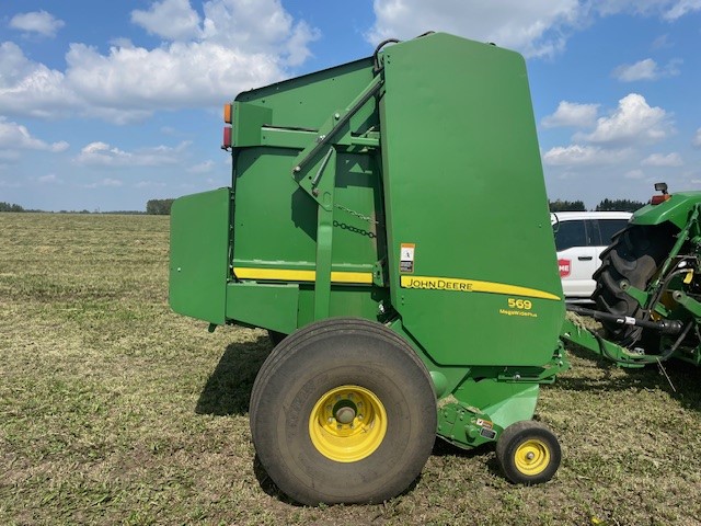 2015 John Deere 569 Baler/Round