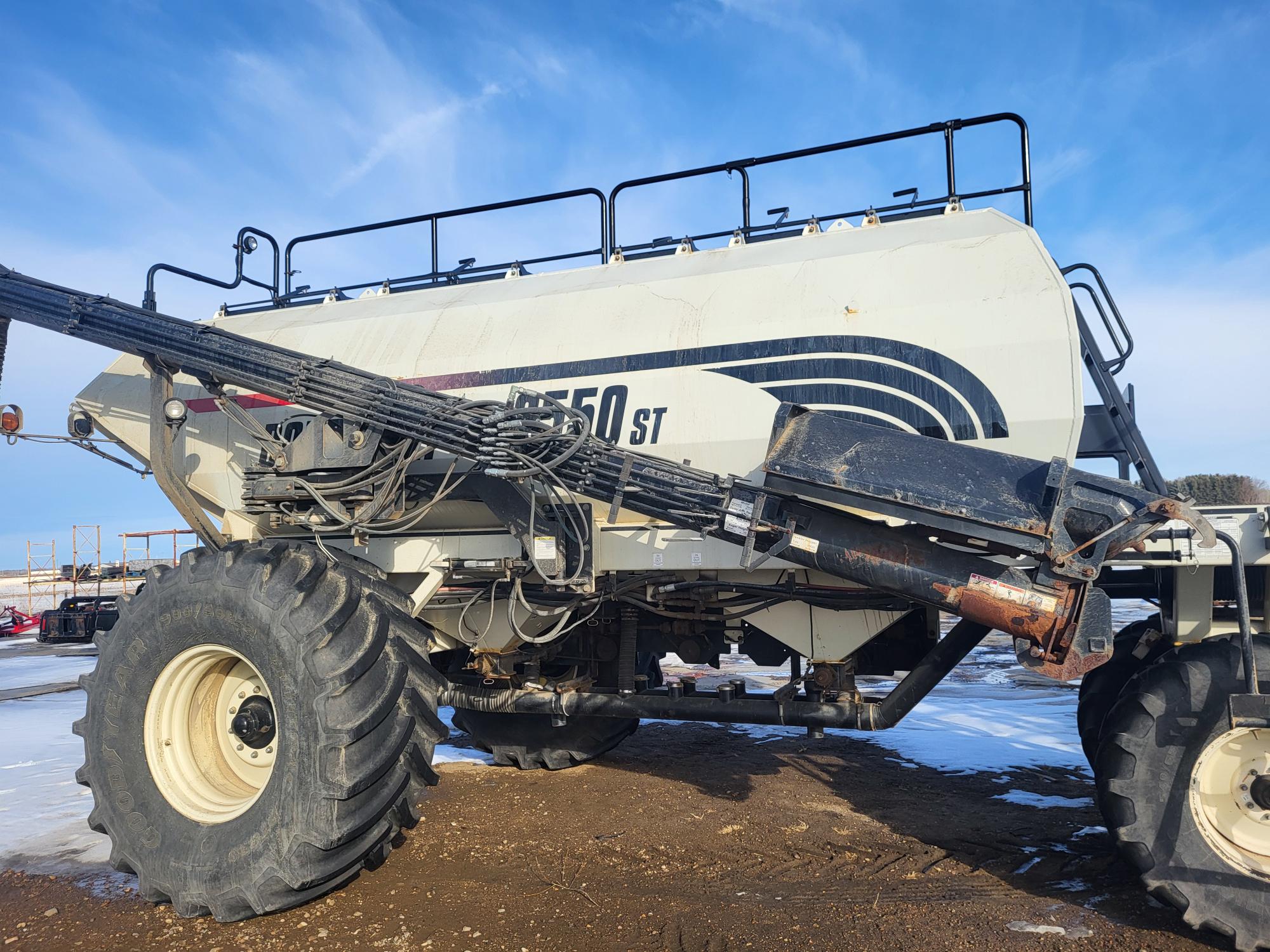 2008 Bourgault 6550ST Air Tank/Cart