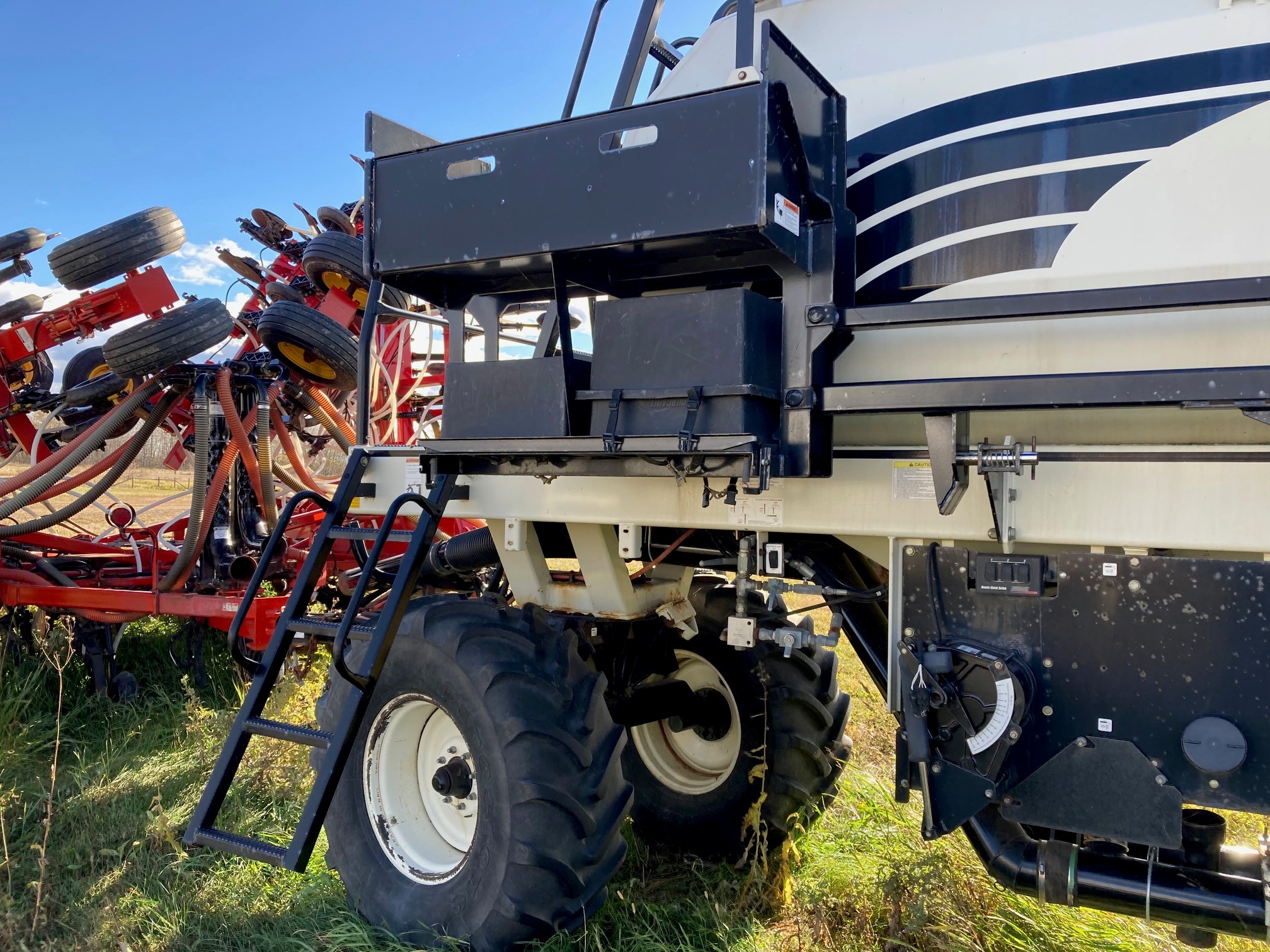 2008 Bourgault 6550ST Air Tank/Cart