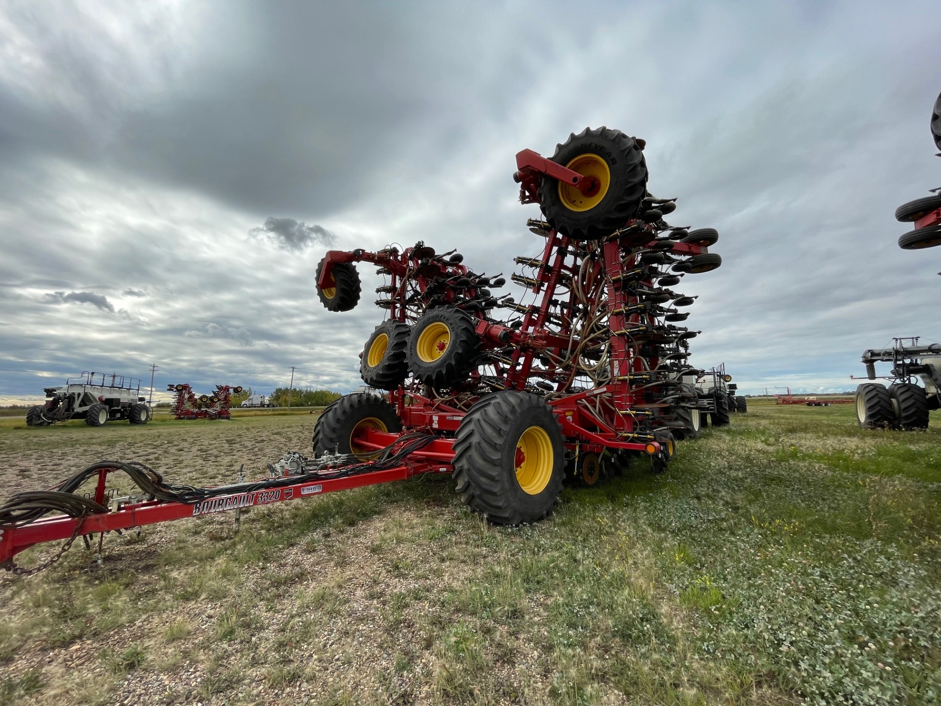 2015 Bourgault 3320-76 Air Seeder