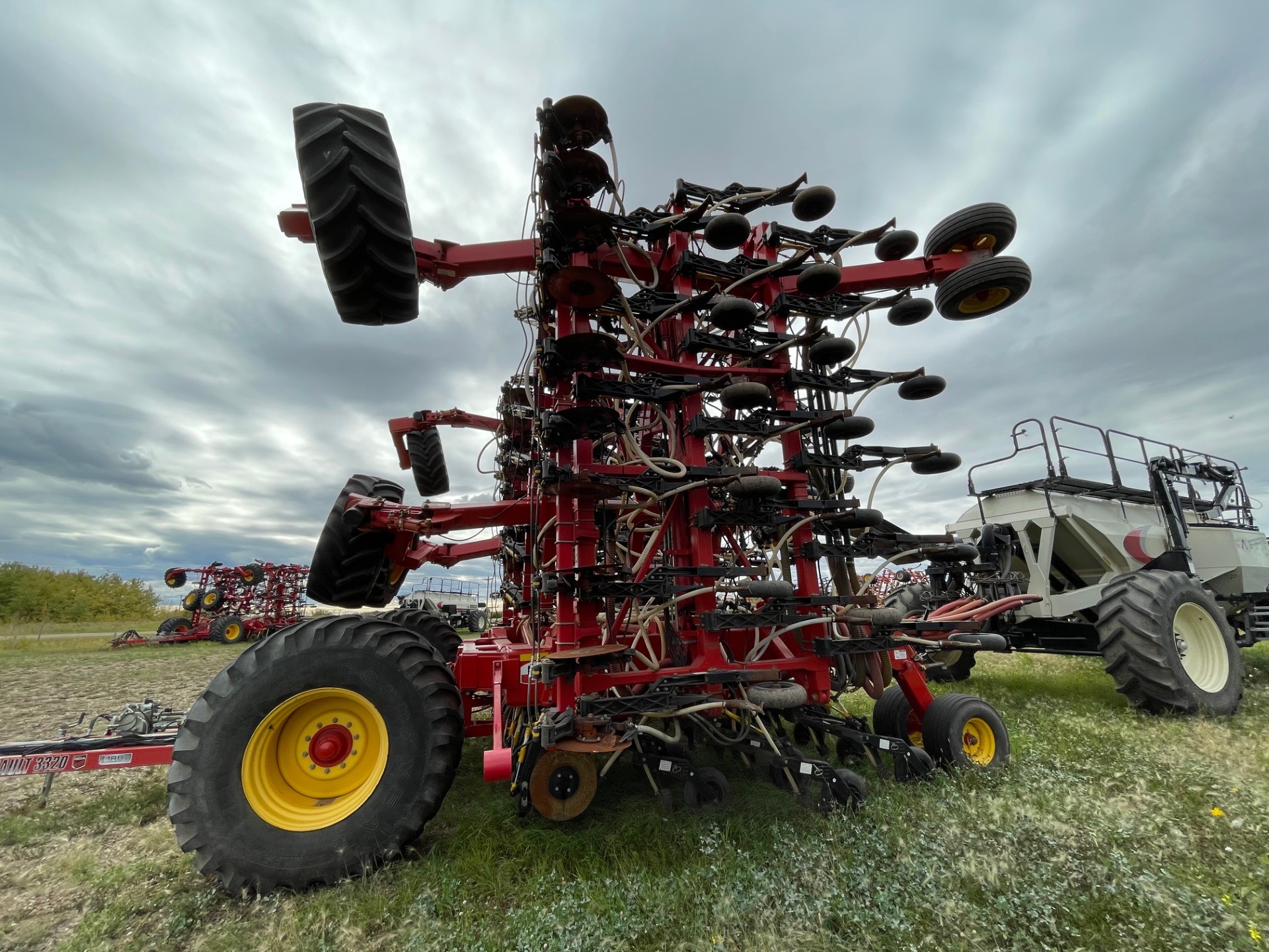 2015 Bourgault 3320-76 Air Seeder