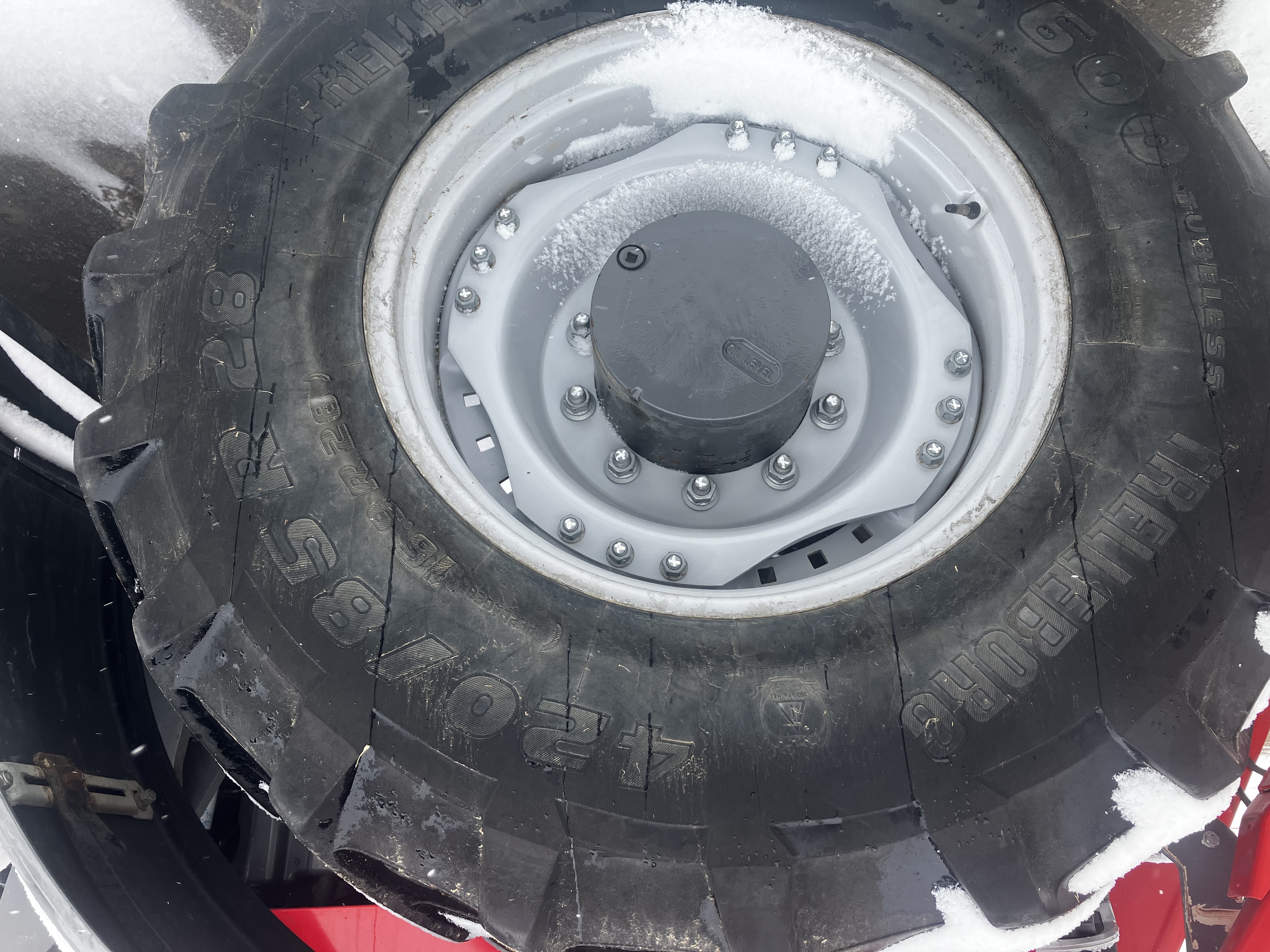 2019 Massey Ferguson 7718S Tractor