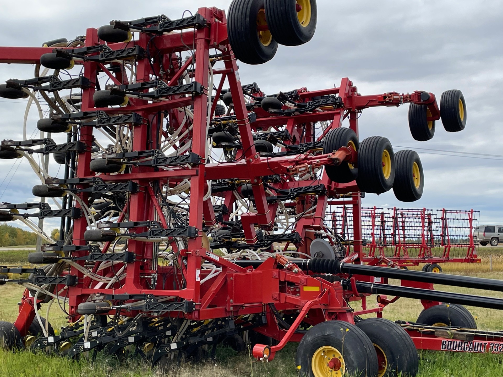 2014 Bourgault 3320-66 Air Drill