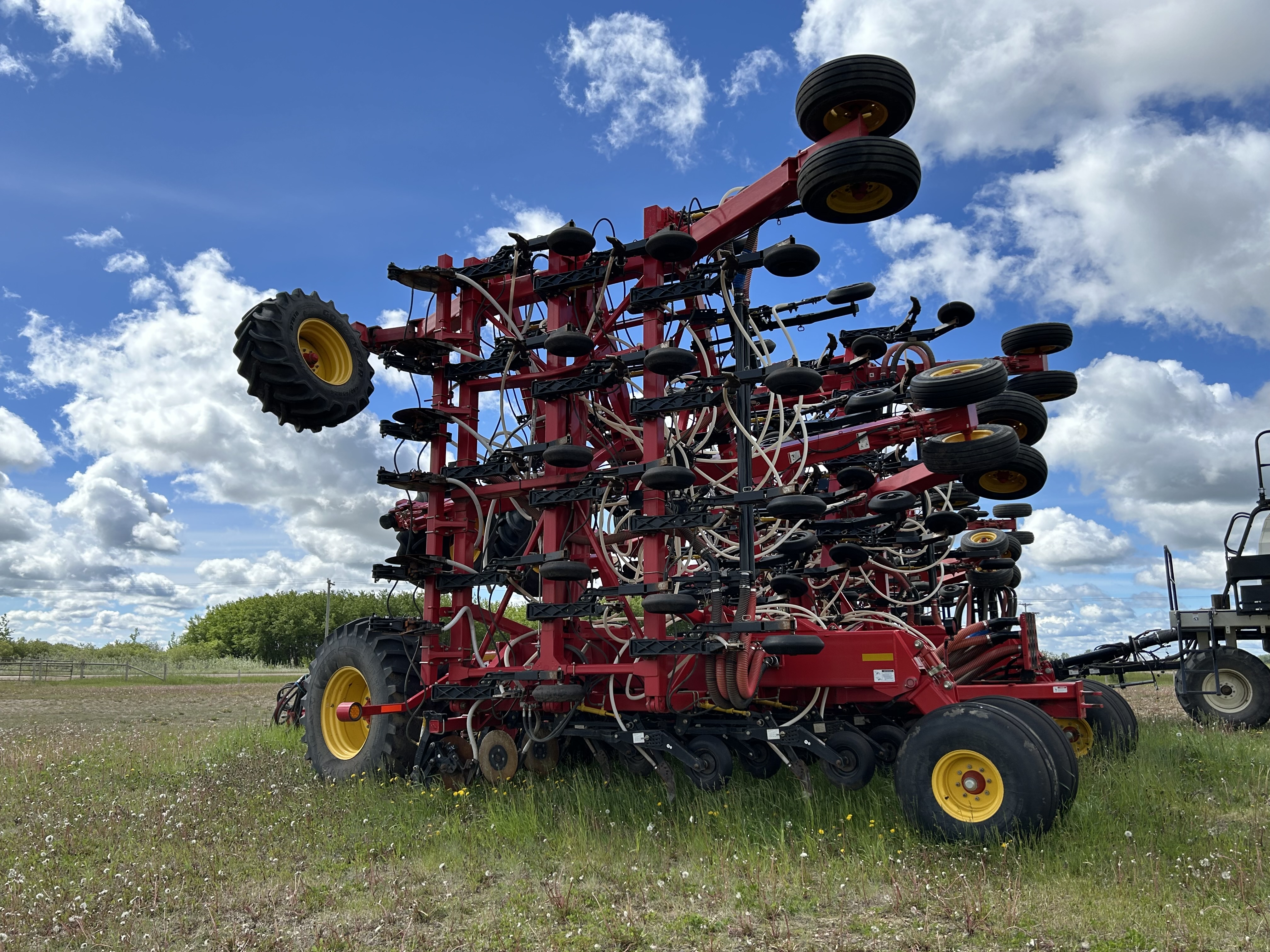 2017 Bourgault 3320-66 Air Drill