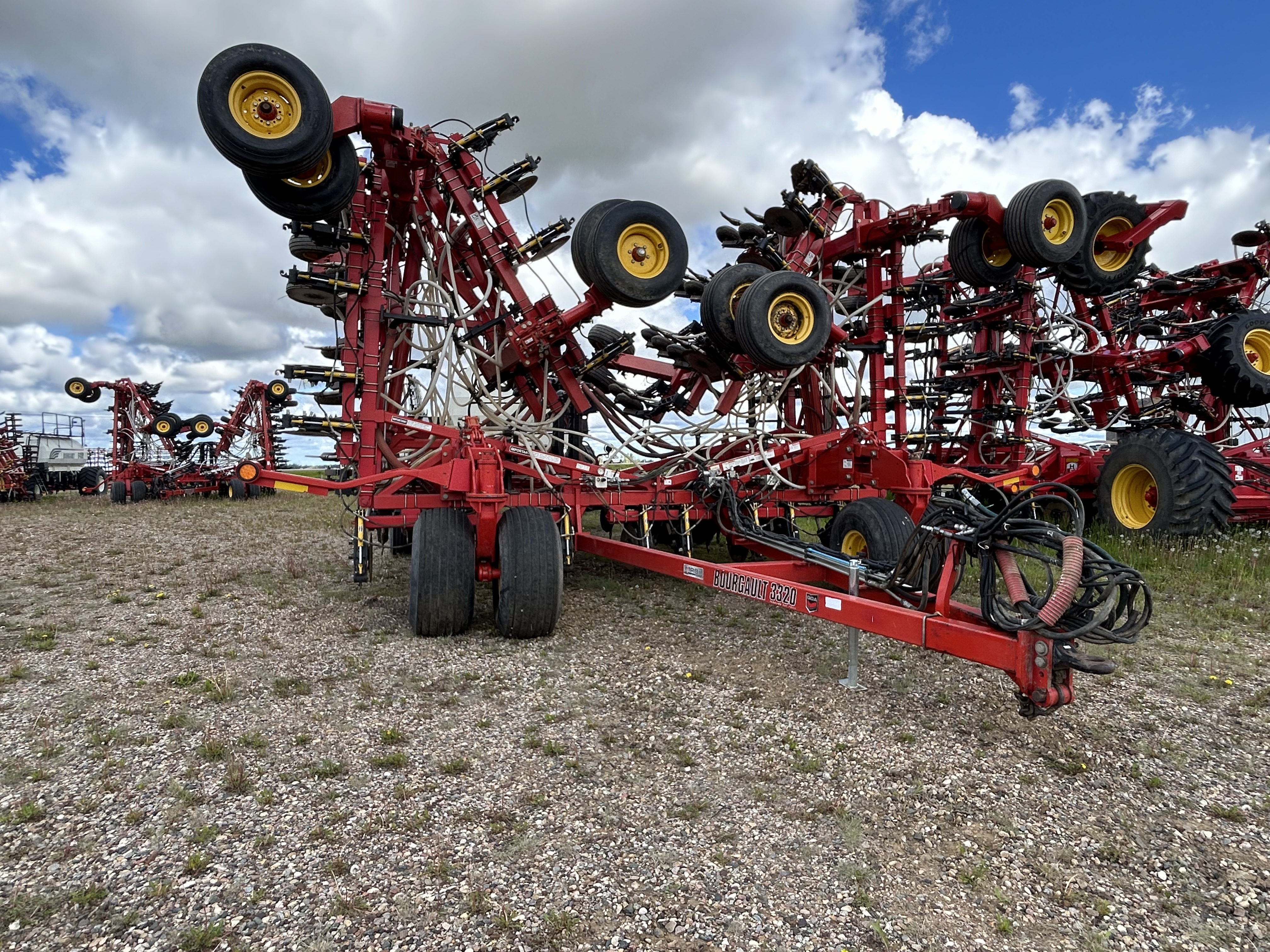 2013 Bourgault 3320-60 Air Seeder