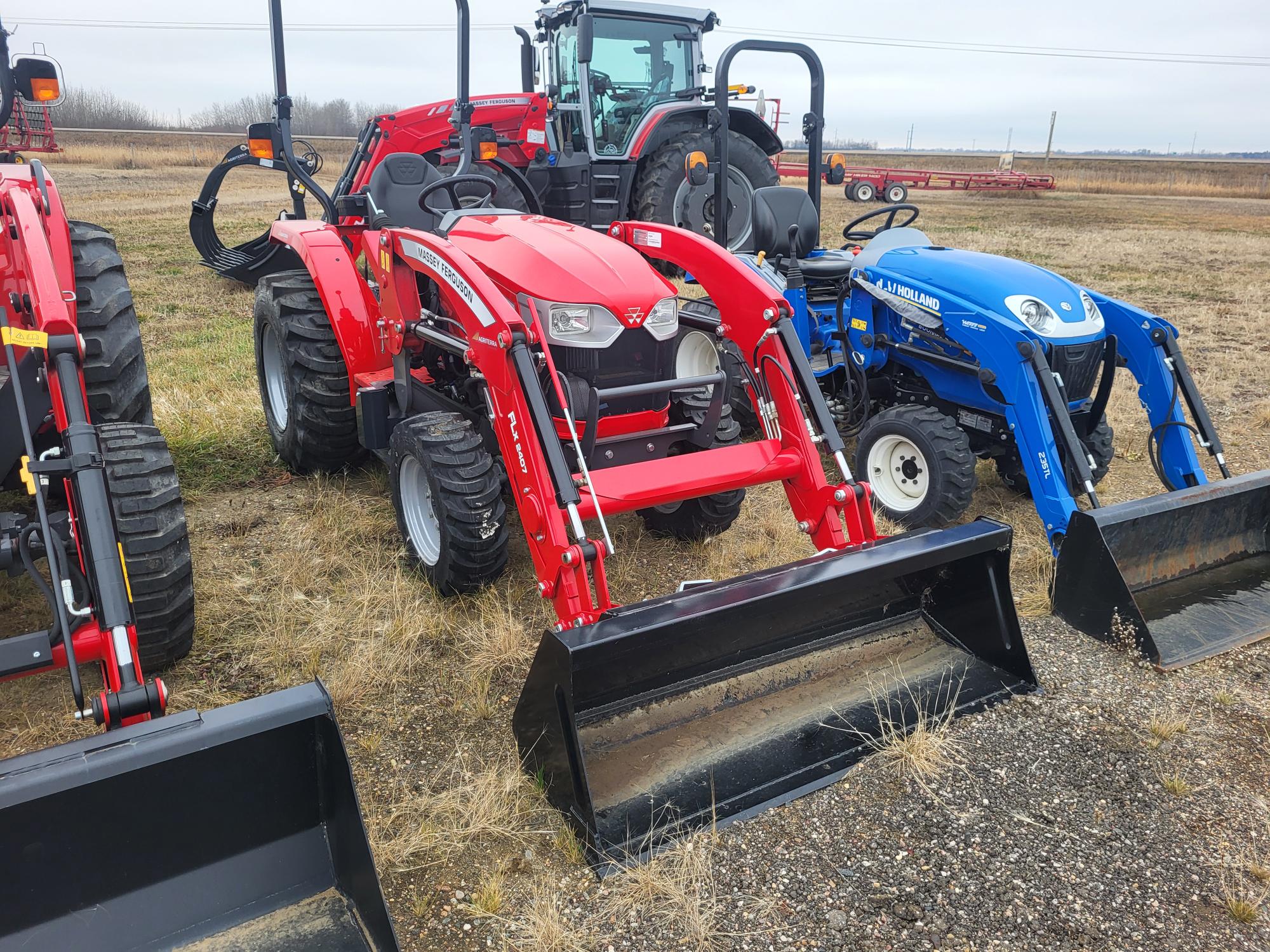 2022 Massey Ferguson 1835EHL Tractor Compact