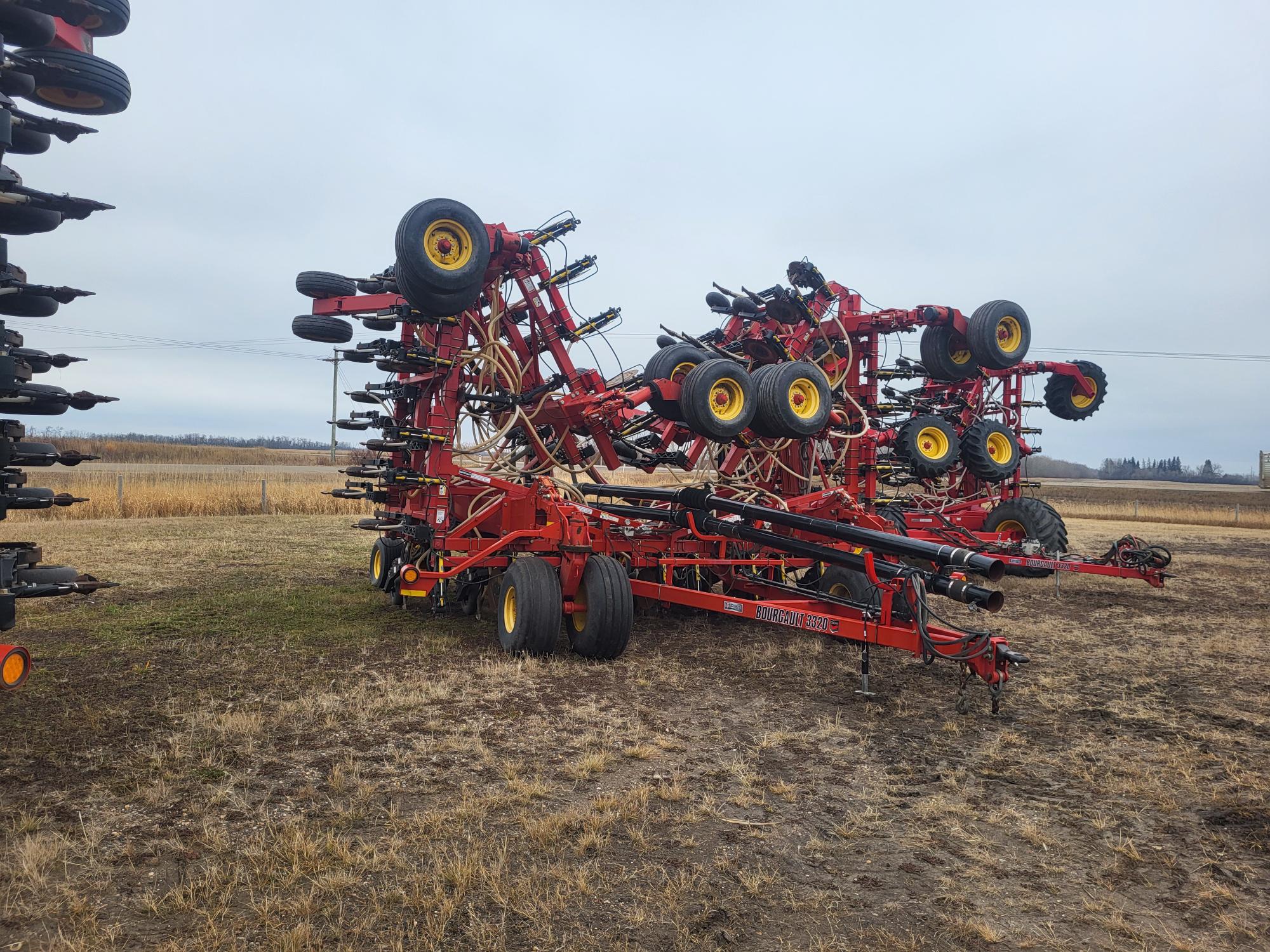 2014 Bourgault 3320-60 Air Drill