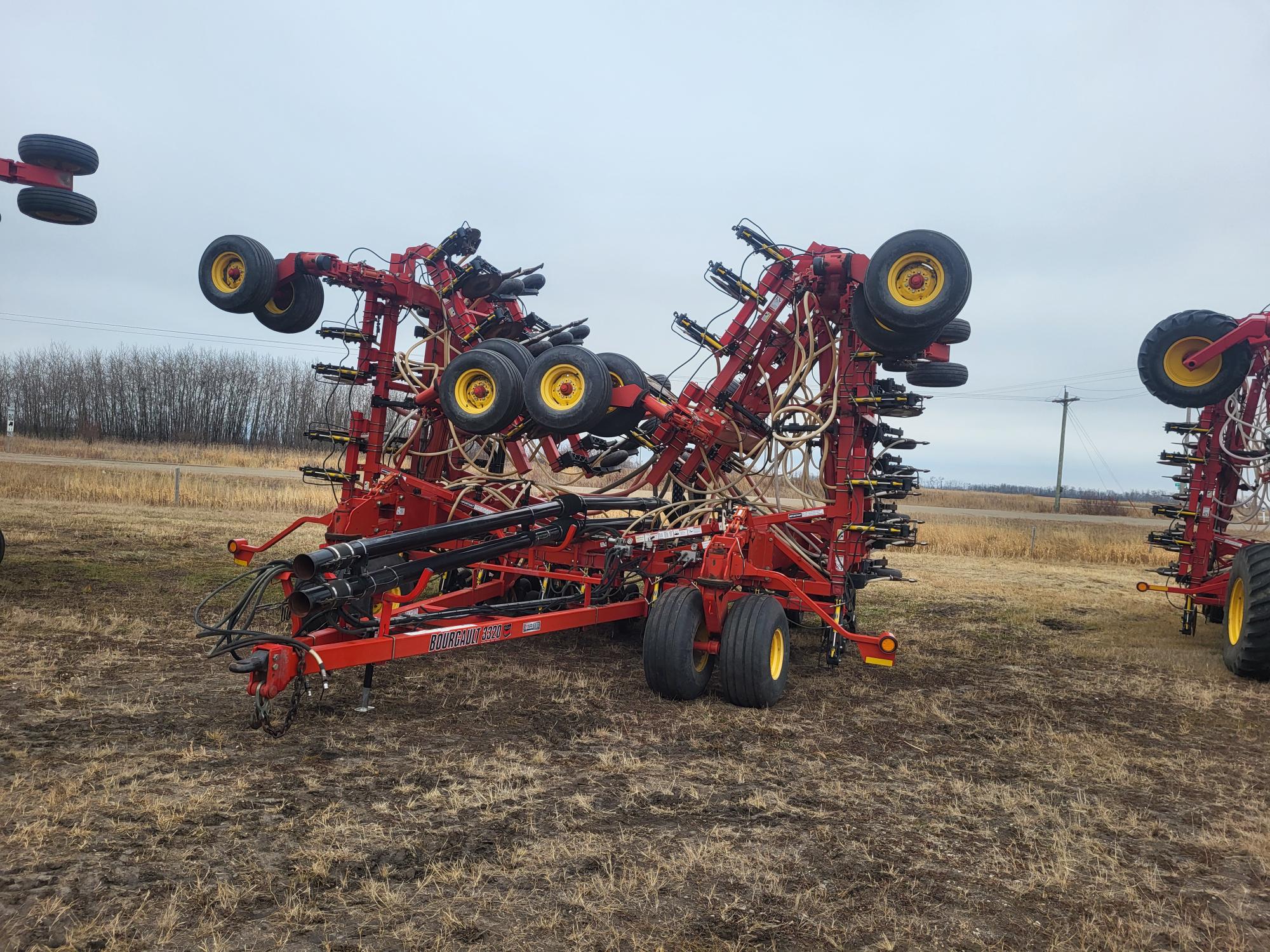 2014 Bourgault 3320-60 Air Drill