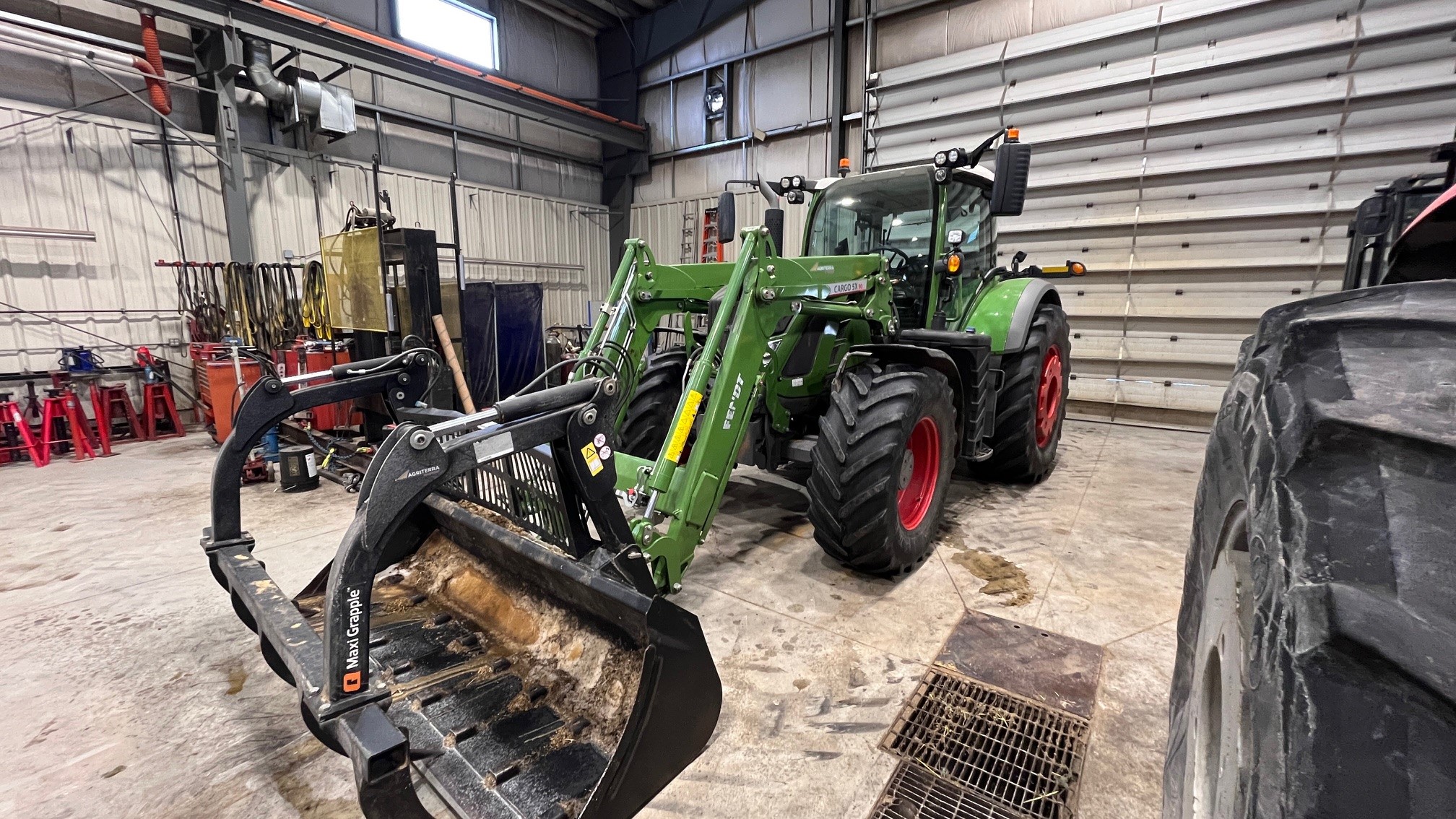 2022 Fendt 718G6 Tractor Loader