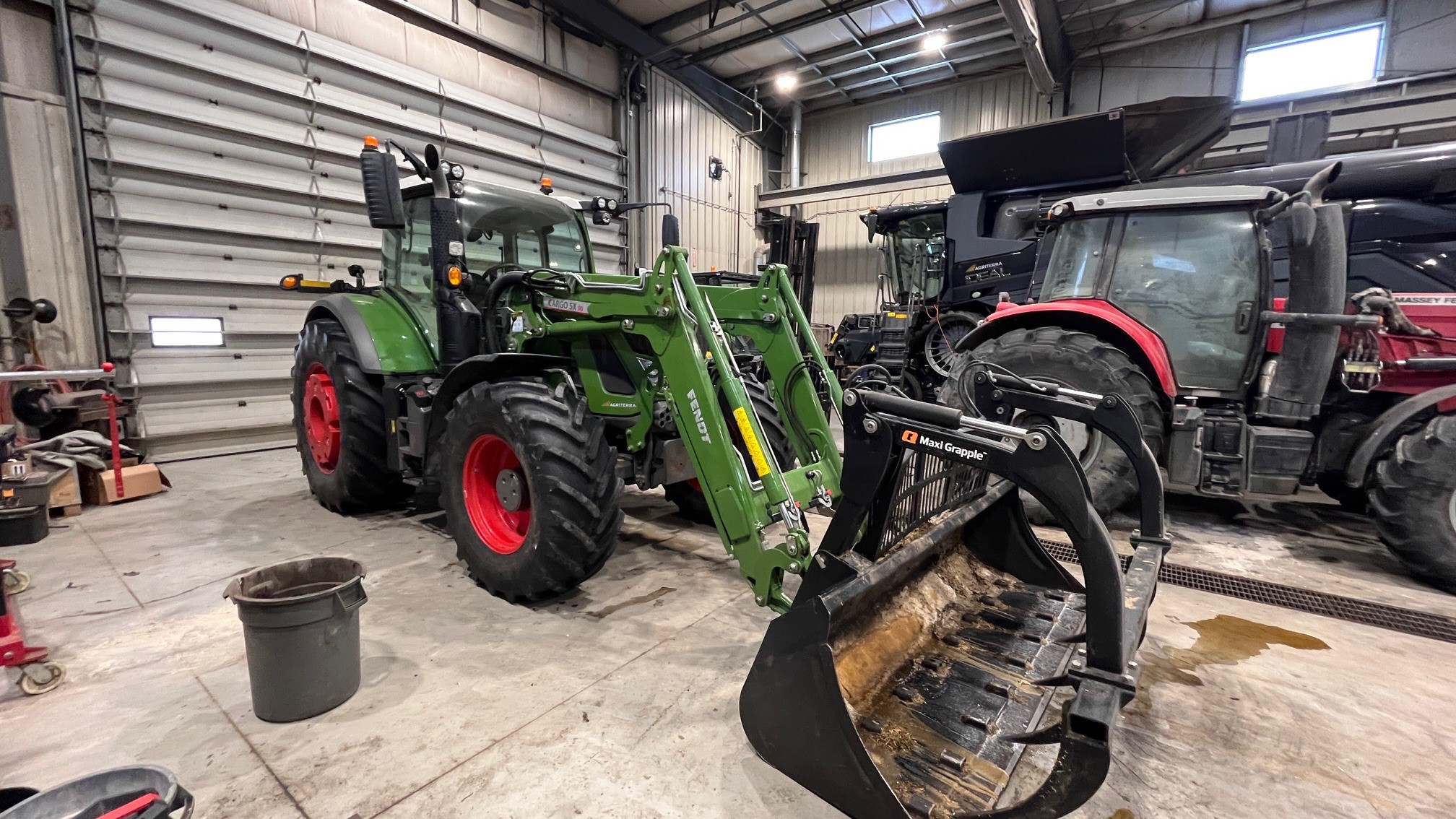 2022 Fendt 718G6 Tractor Loader