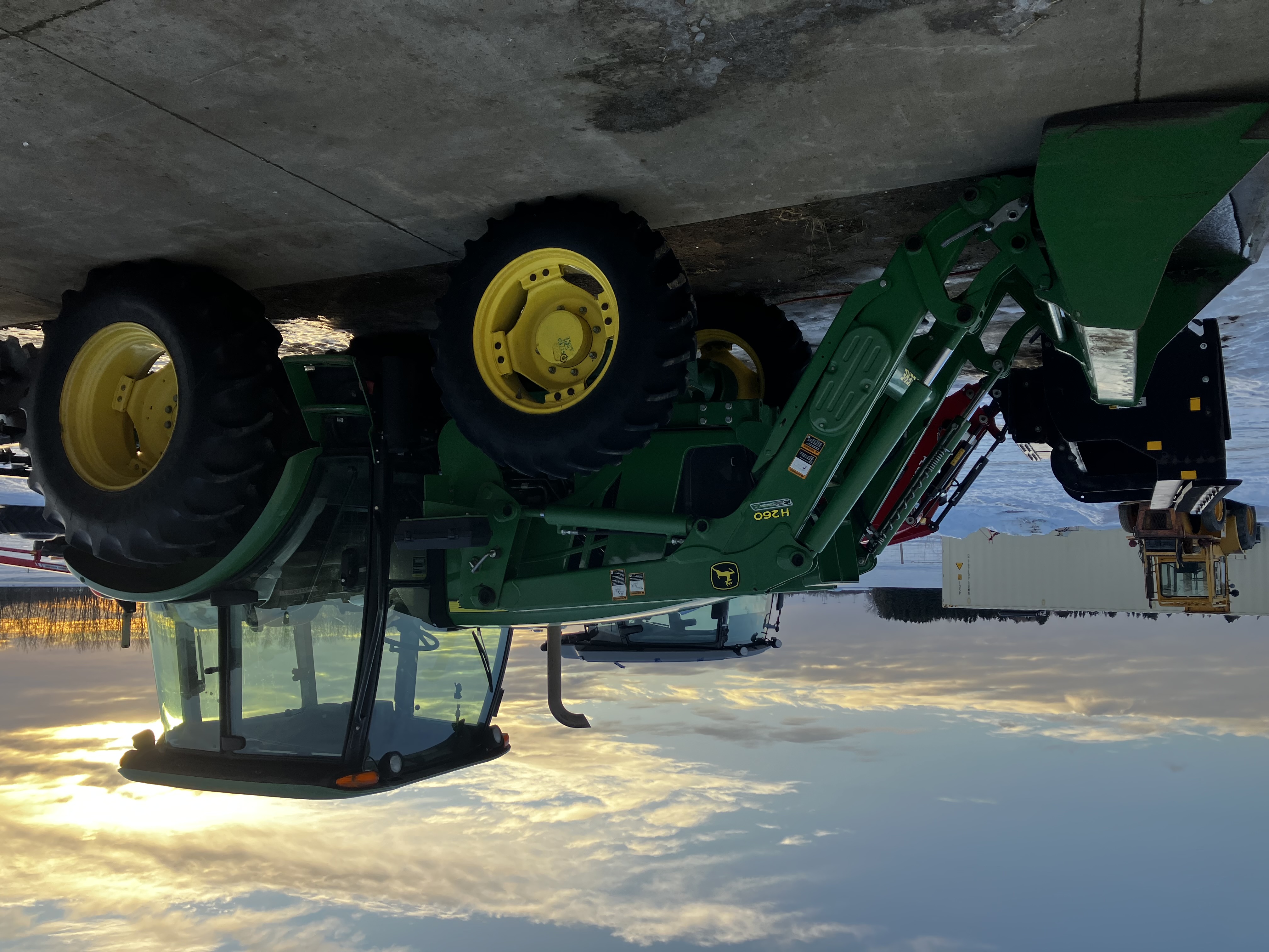 2013 John Deere 5100E Tractor Loader