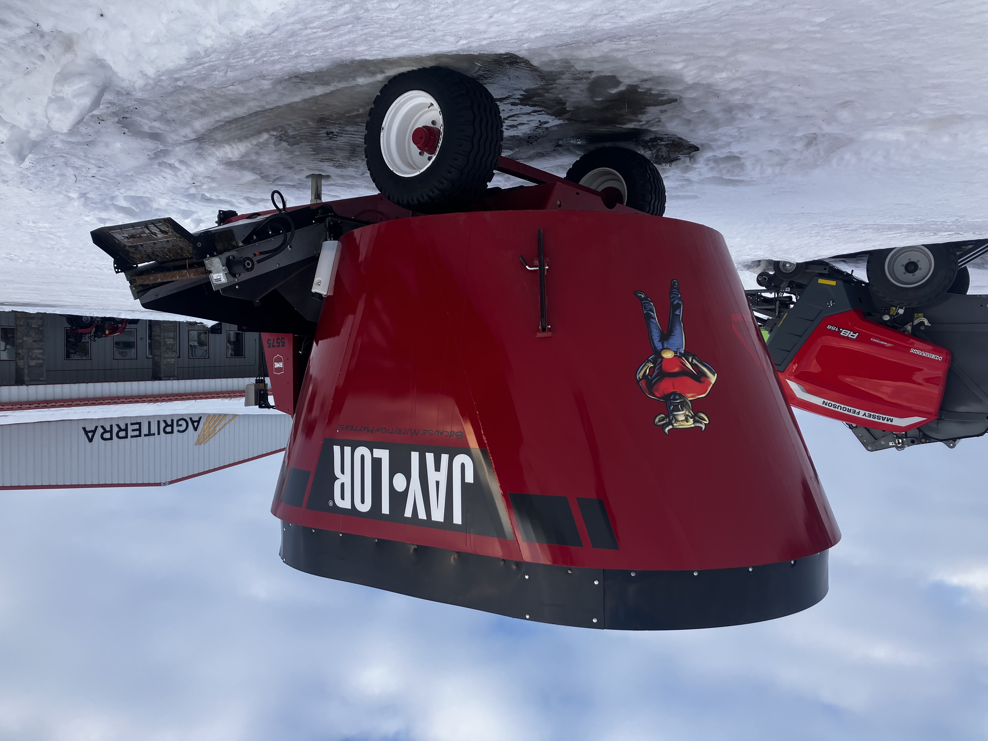 2022 Jay Lor 5575 Vertical Feed Mixer