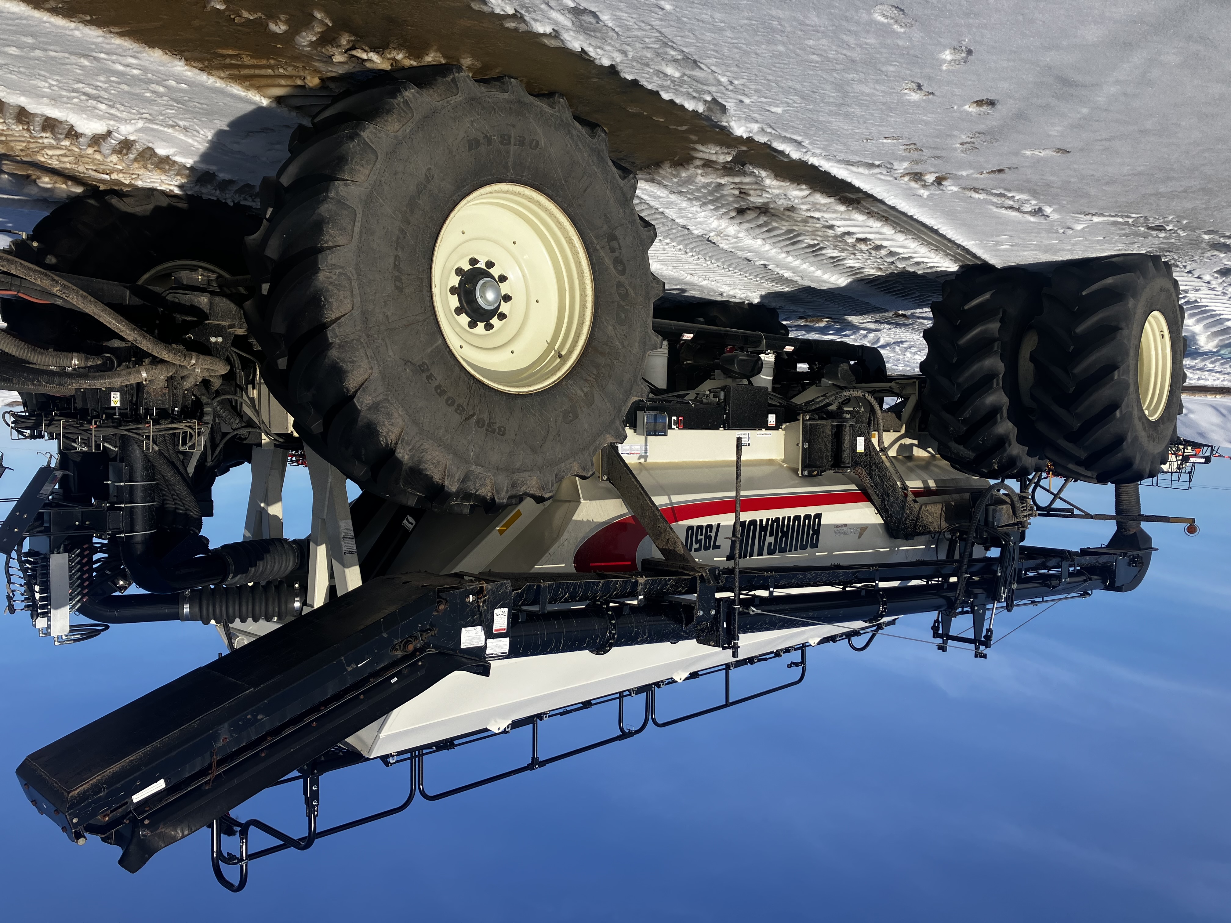 2019 Bourgault 7950 Air Tank/Cart