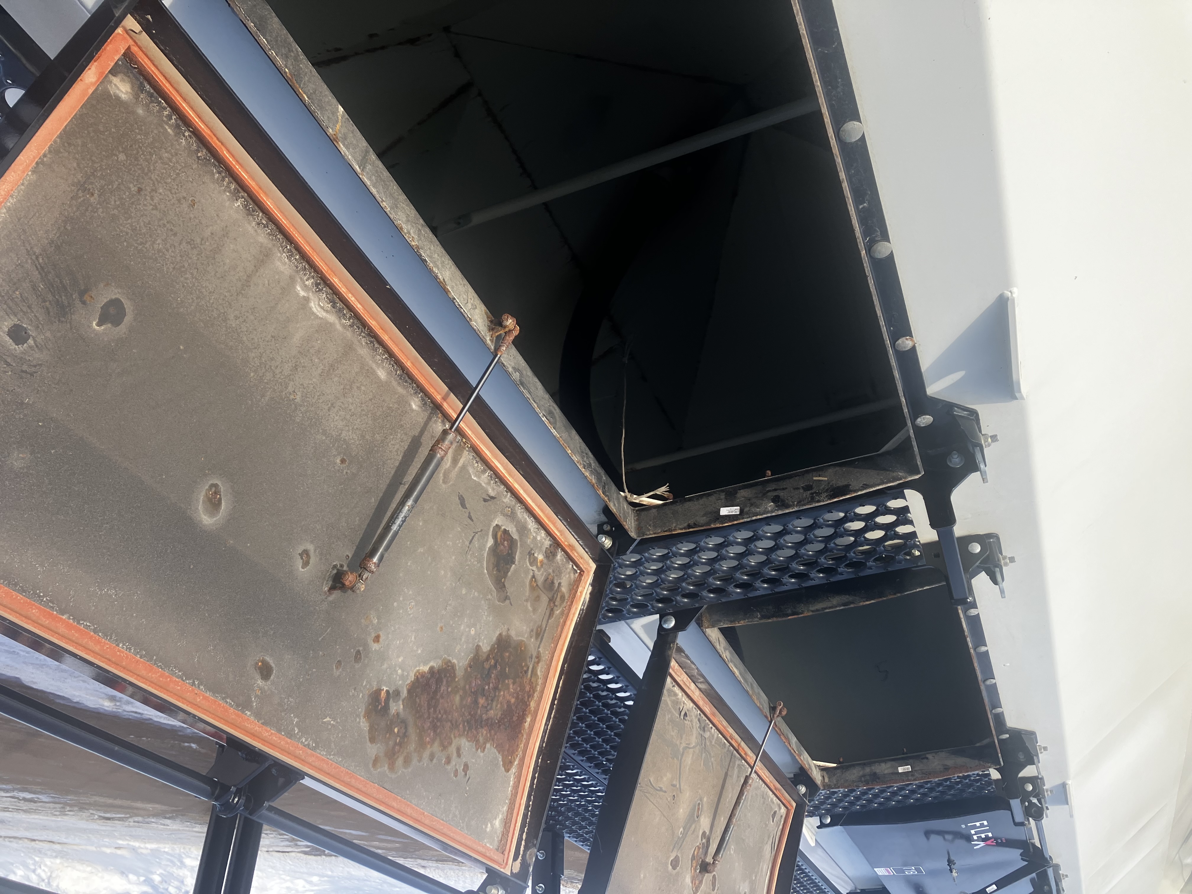 2019 Bourgault 7950 Air Tank/Cart