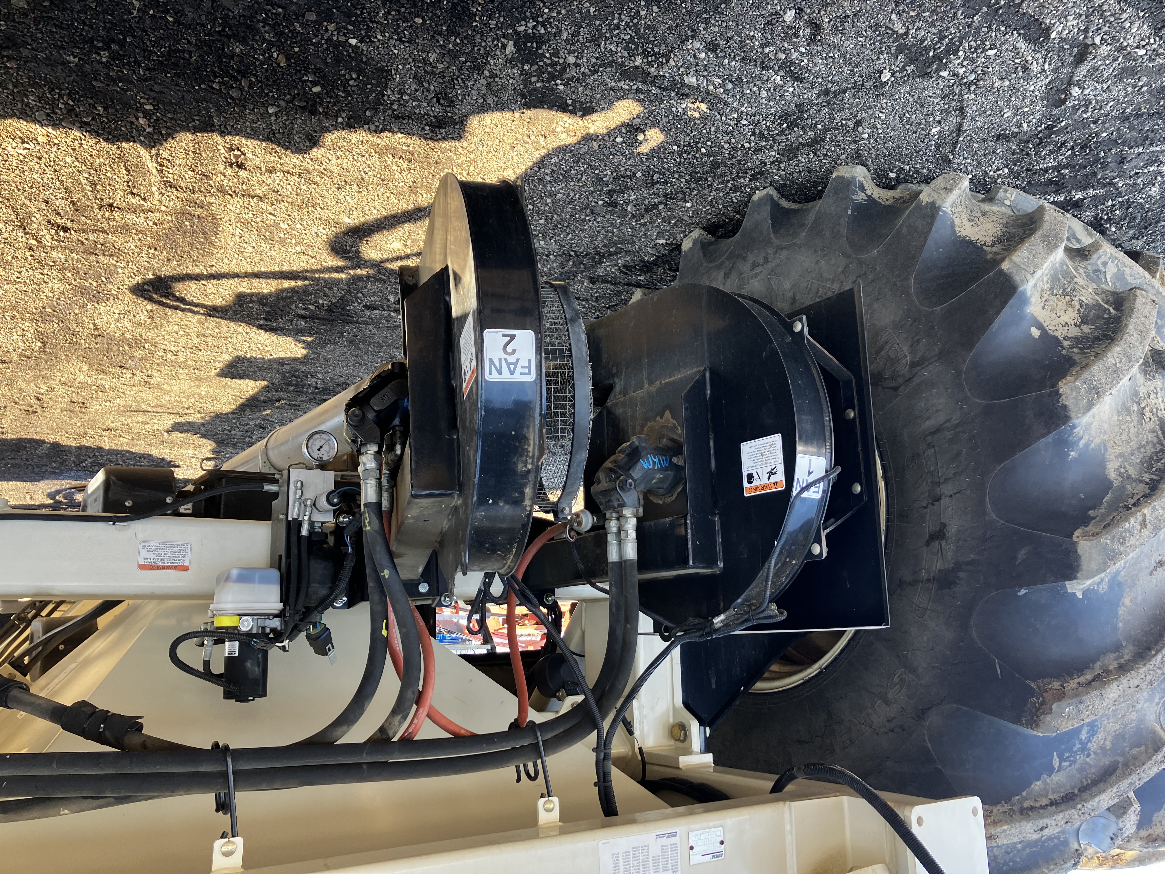 2014 Bourgault 7950 Air Tank/Cart