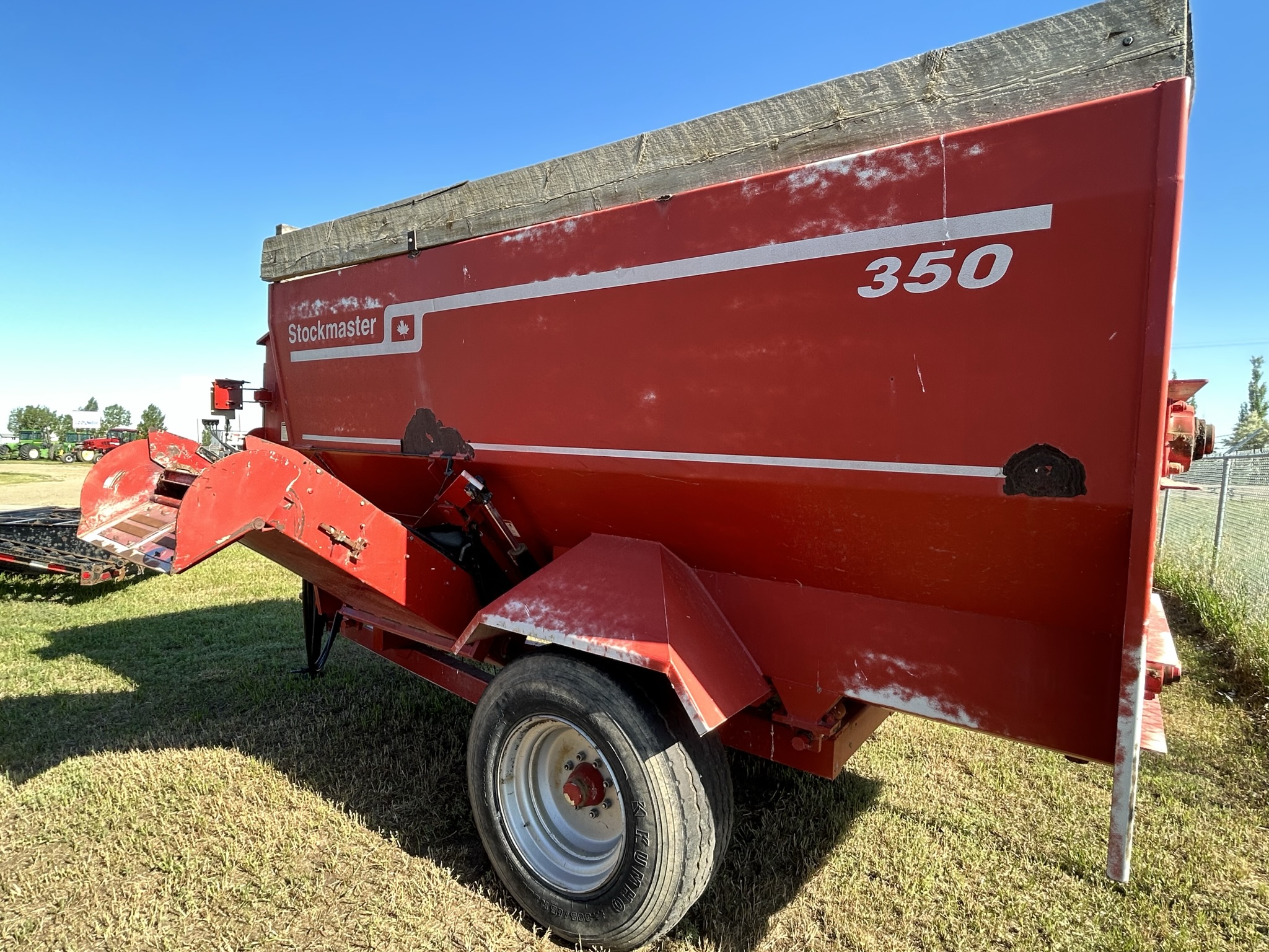 1995 Renn Mill 350 Feed Wagon