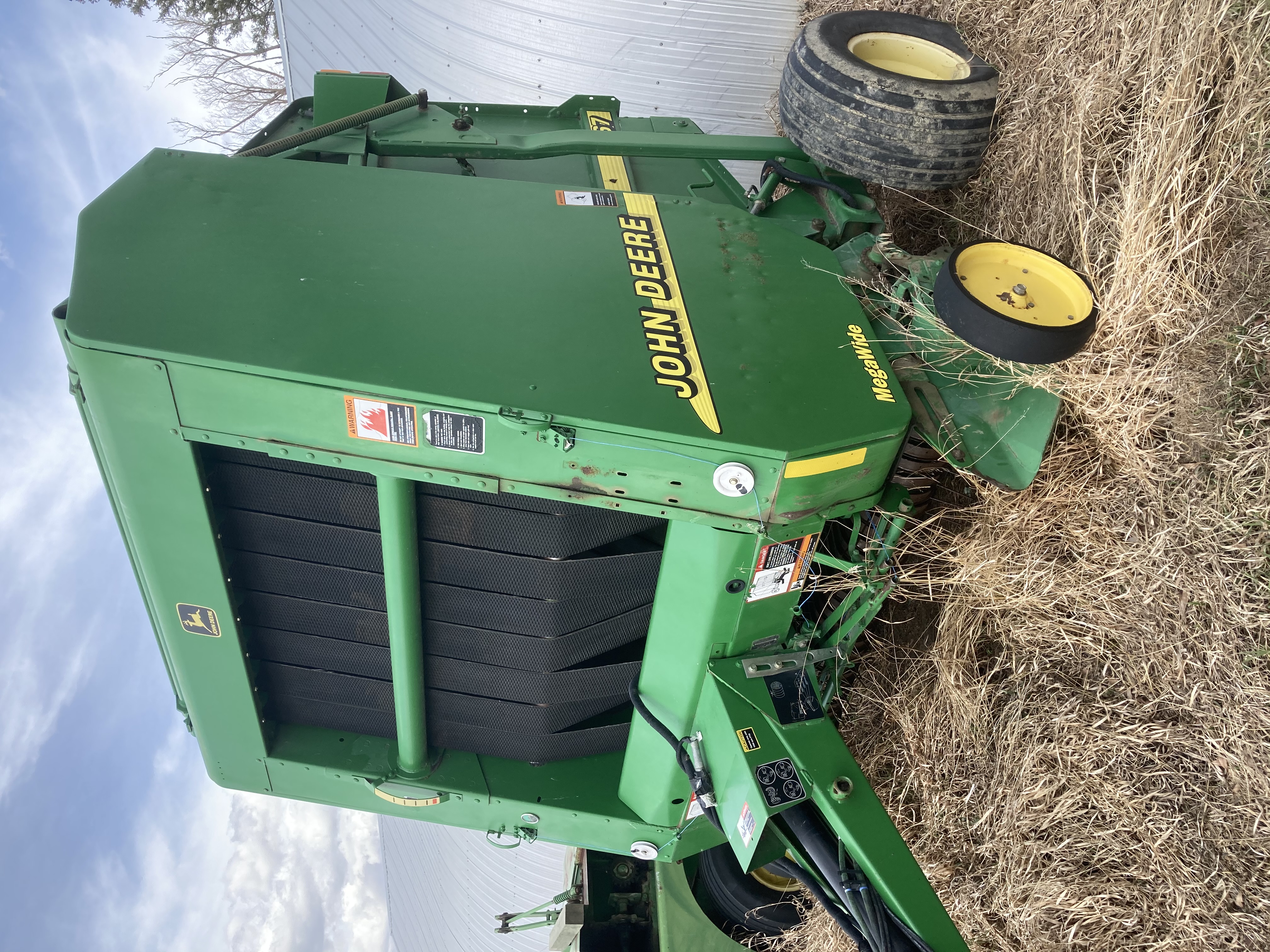 2001 John Deere 567 Baler/Round