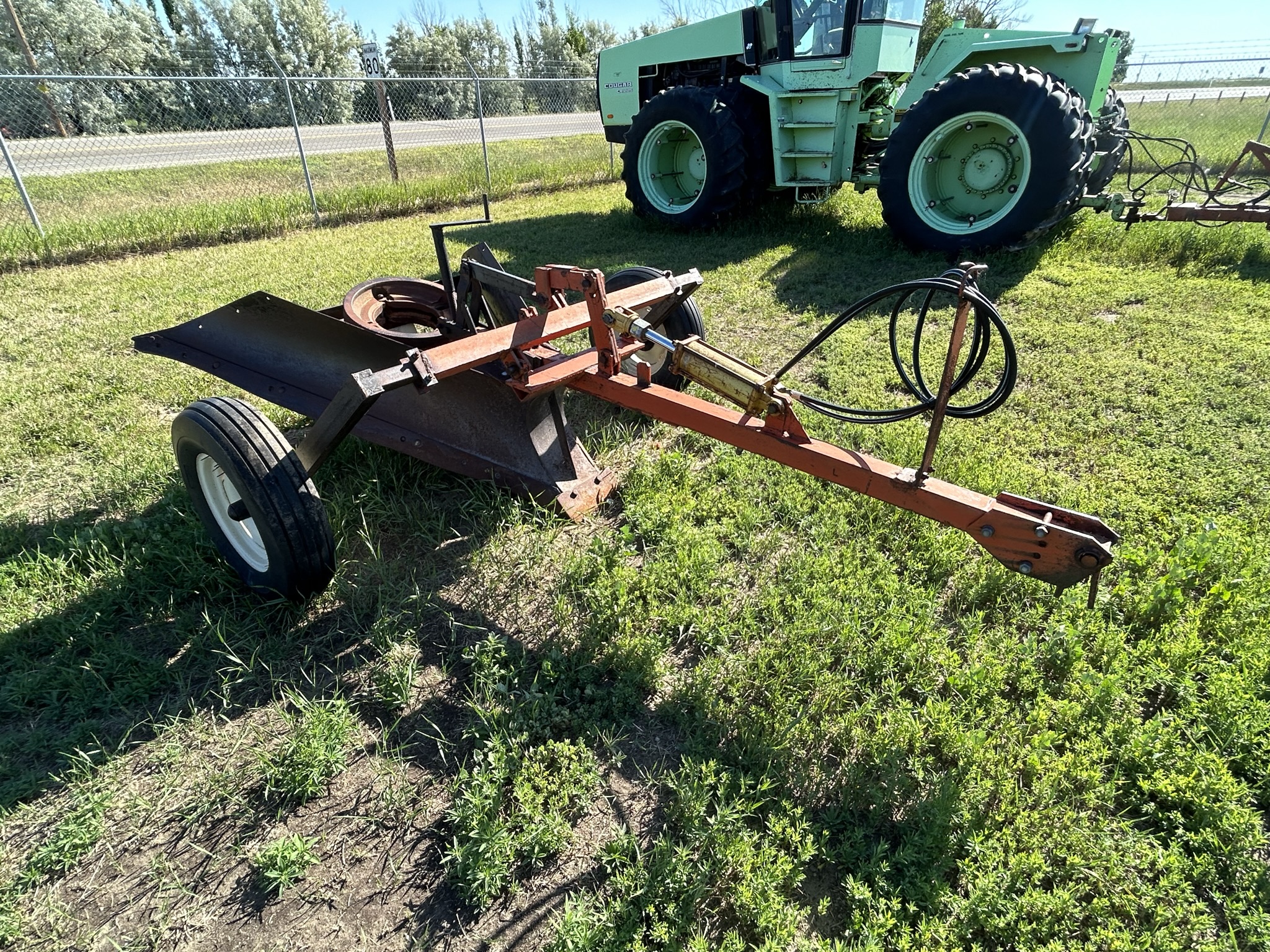 1990 Meyers 8 Ditcher