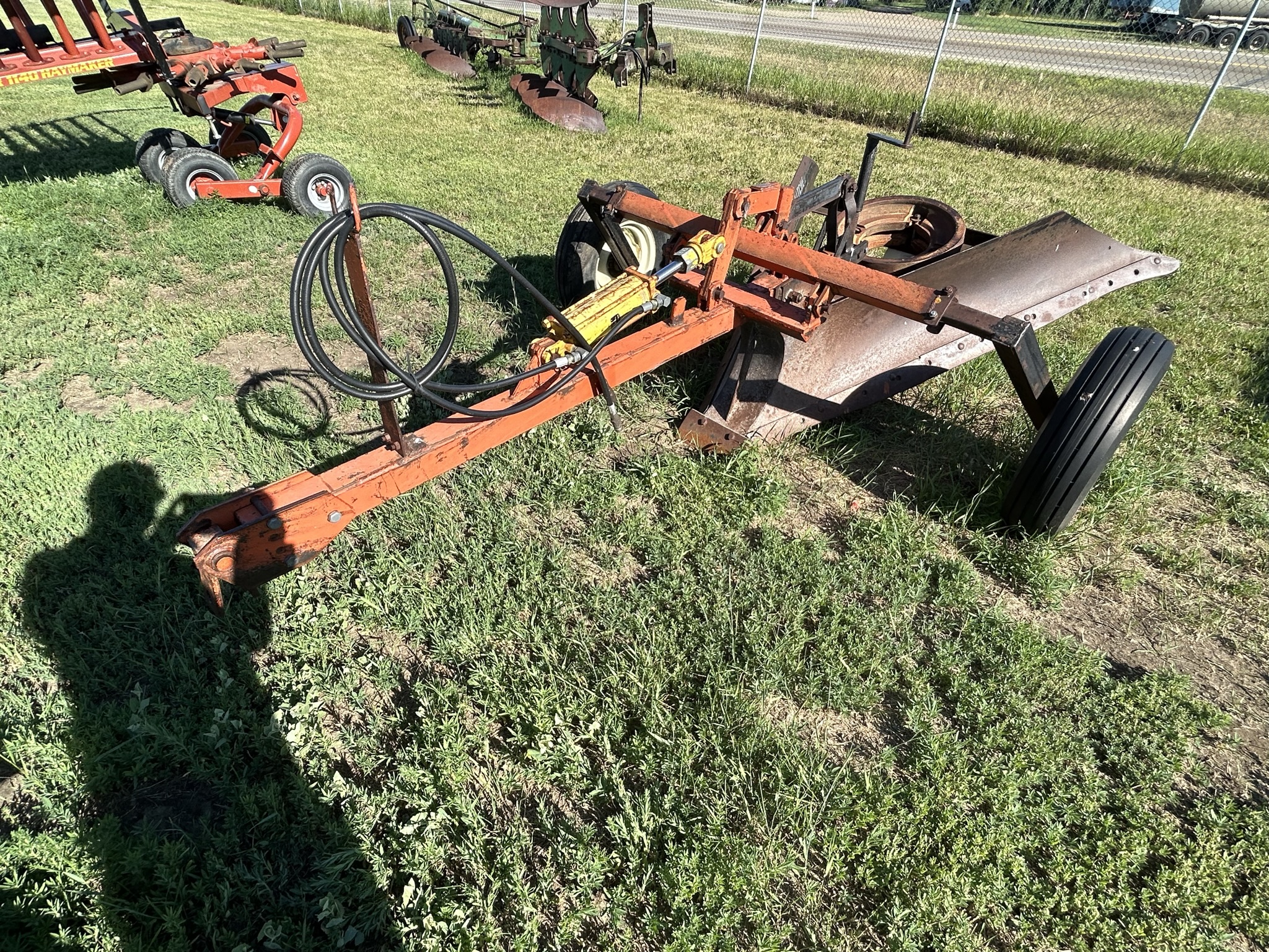 1990 Meyers 8 Ditcher