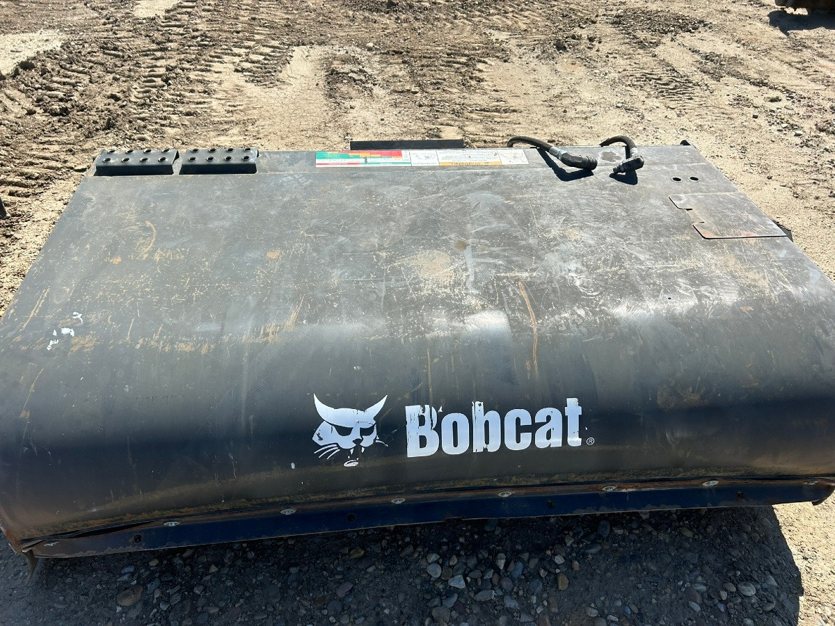 2018 Bobcat 72 Sweeper