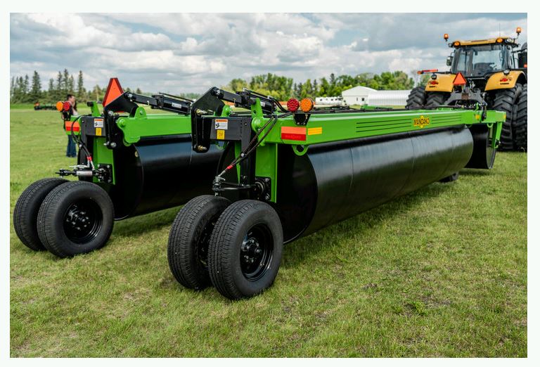 2025 Mandako 40' Land Roller