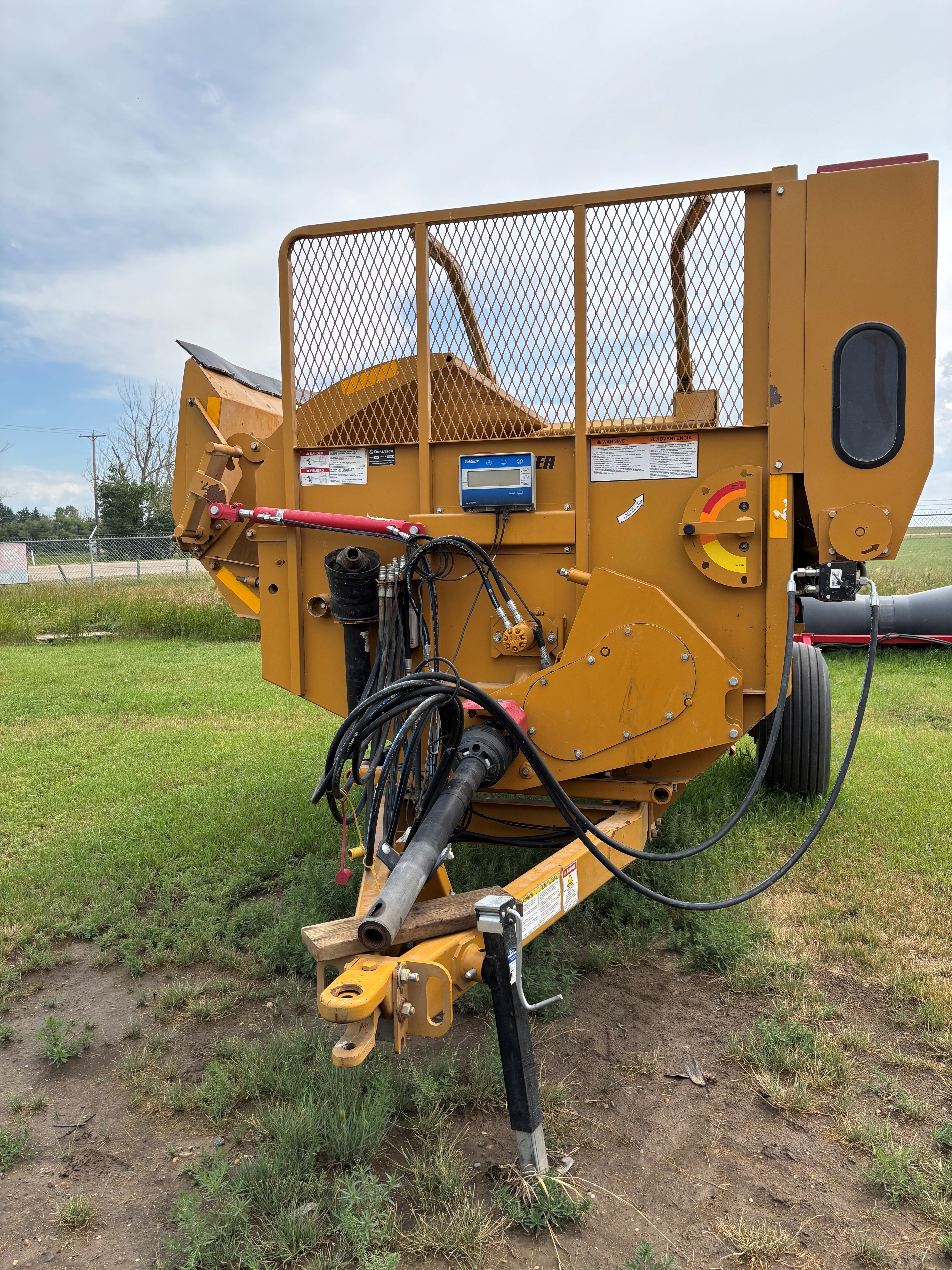 2015 Haybuster 2655 Bale Processor