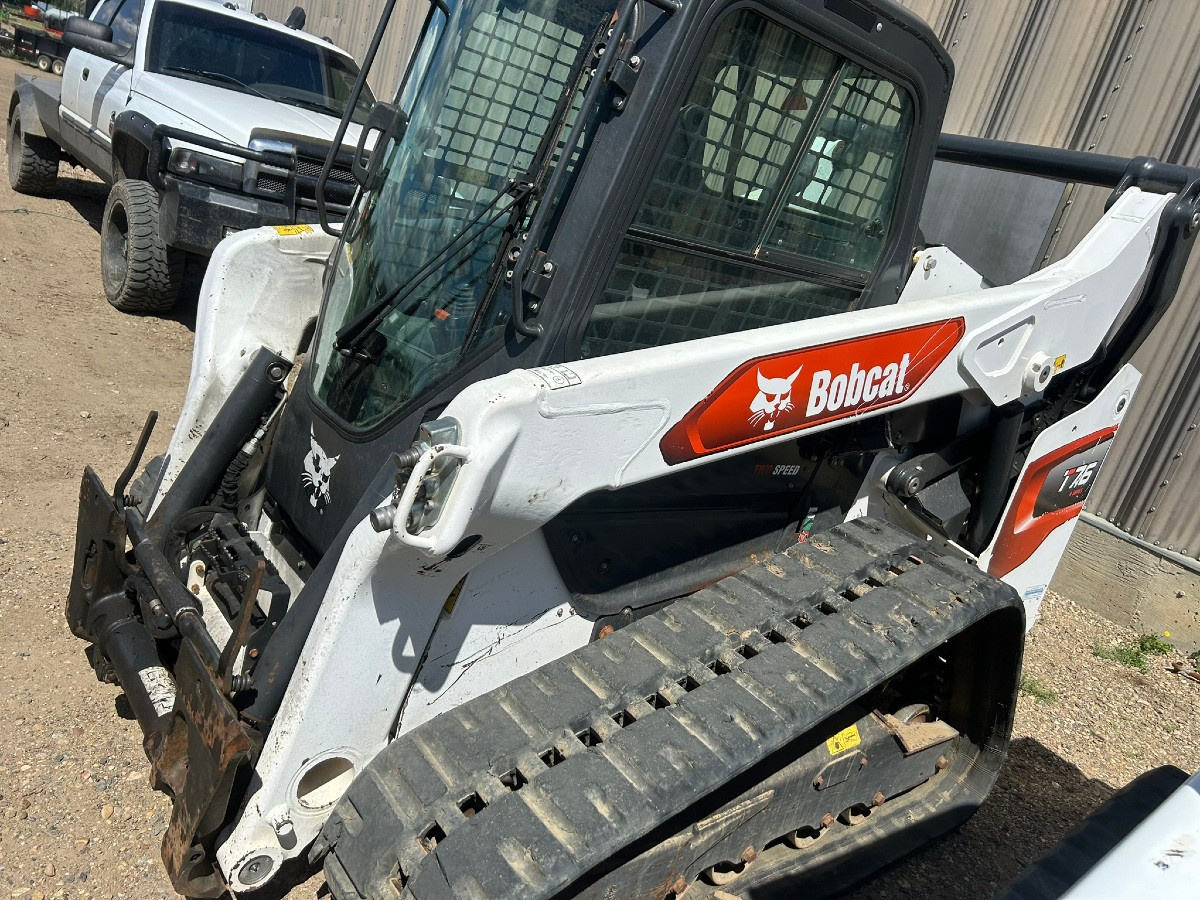 2020 Bobcat T76 Compact Track Loader