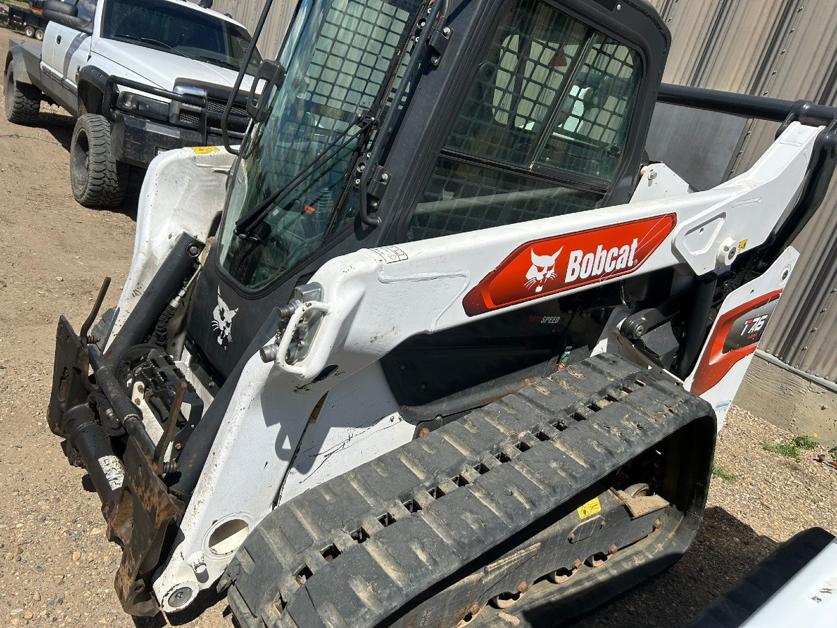 2020 Bobcat T76 Compact Track Loader