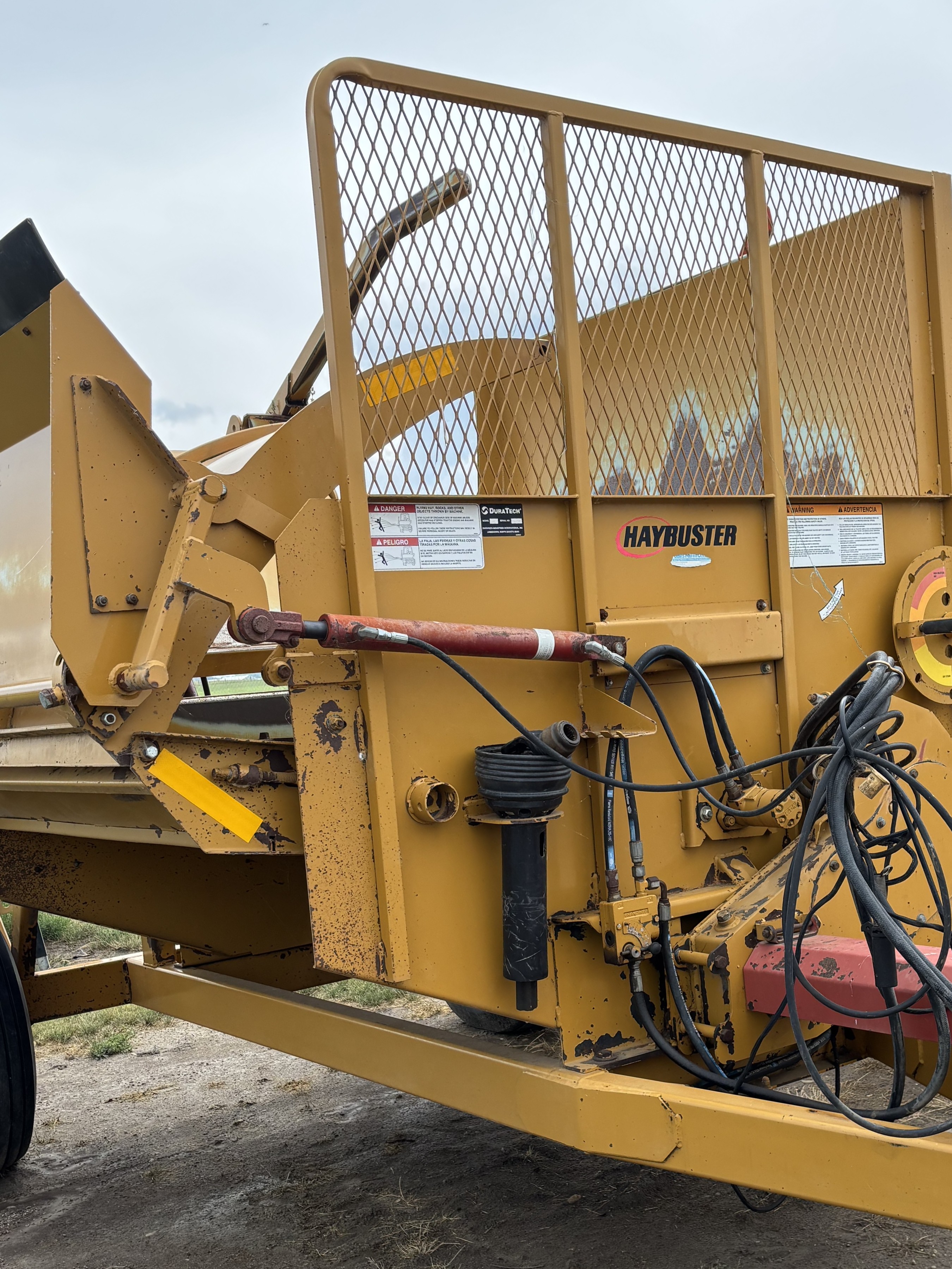 2011 Haybuster 2650 Bale Processor