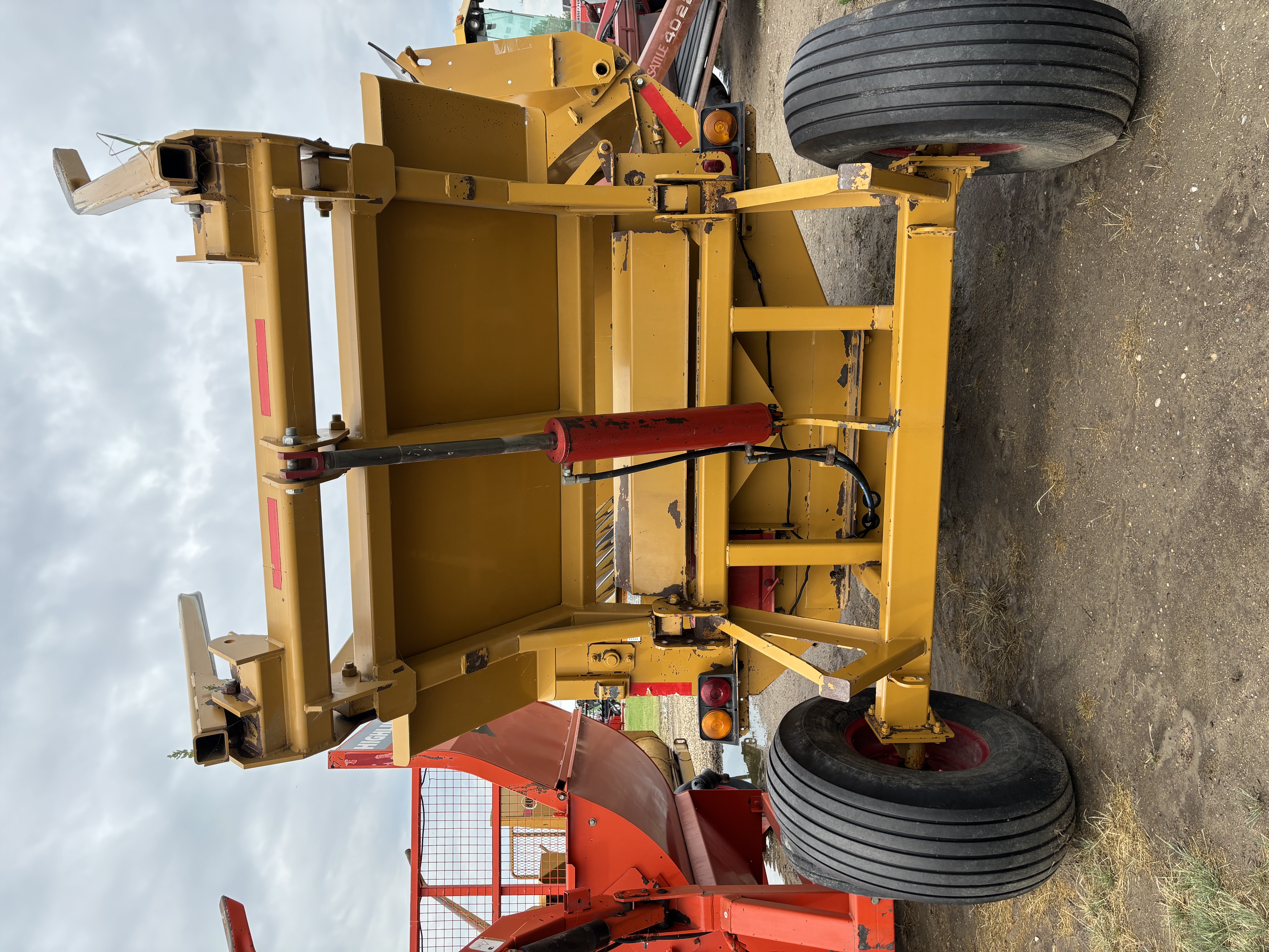 2011 Haybuster 2650 Bale Processor