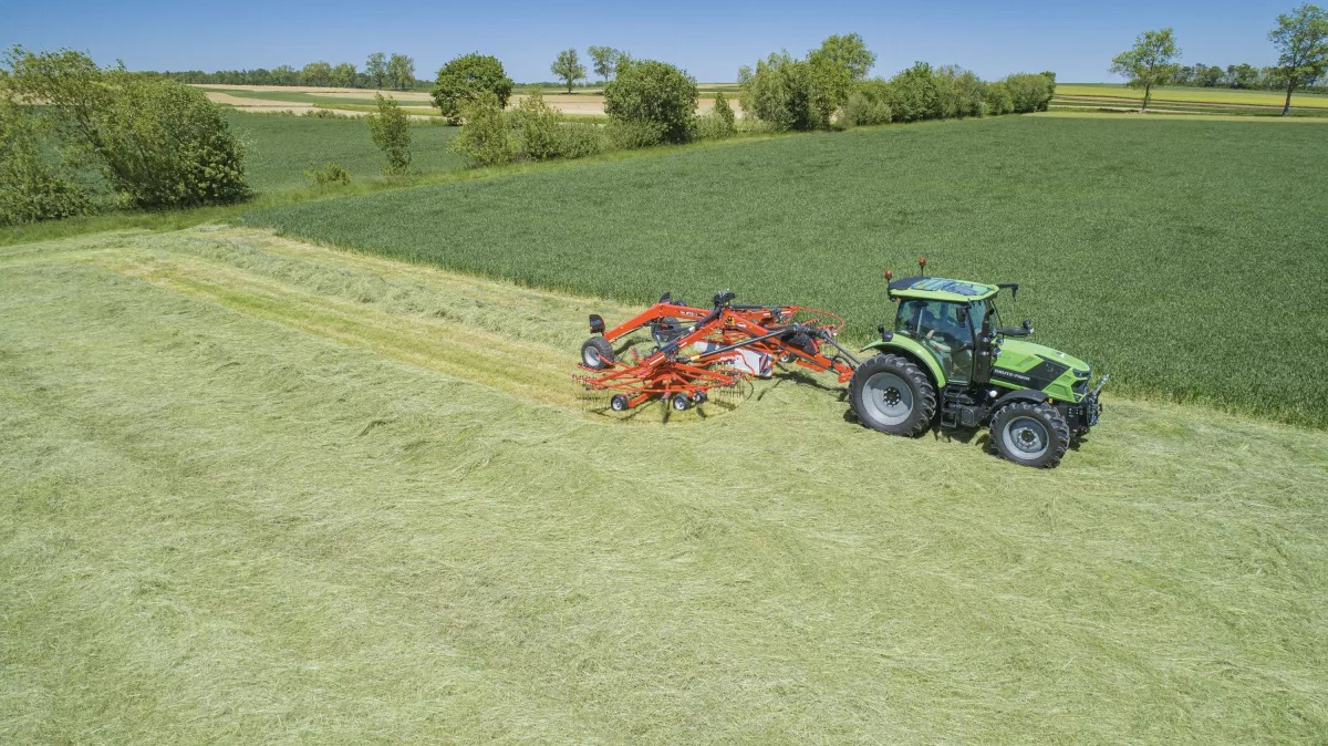2025 Kuhn GA8131 Rake/Rotary
