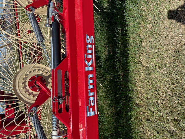 2022 Farm King RS18 Rake/Wheel