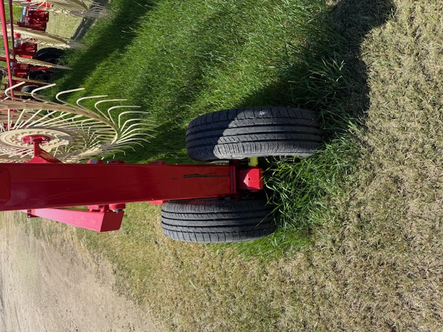 2022 Farm King RS18 Rake/Wheel