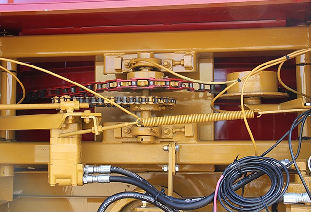 2025 Haybuster H1000 Tub Grinder