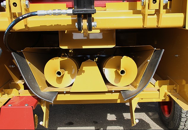 2025 Haybuster H1000 Tub Grinder