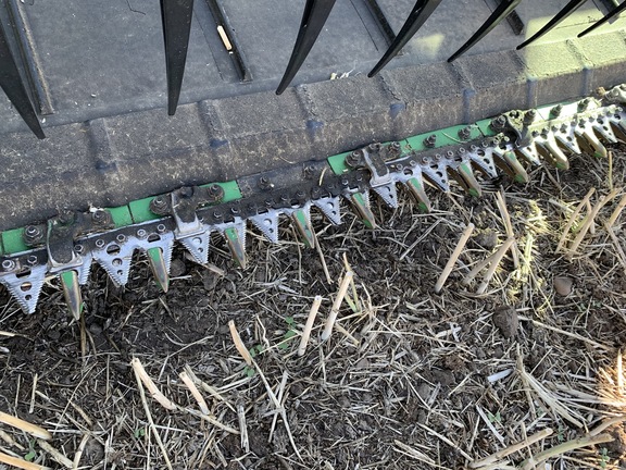 2017 John Deere 635FD Header Combine