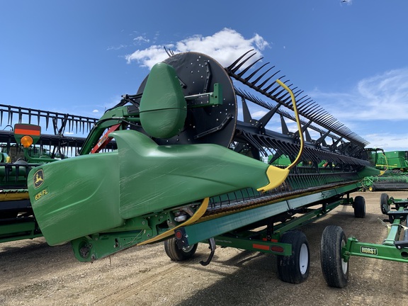 2017 John Deere 635FD Header Combine