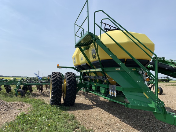 2015 John Deere 1870 Air Seeder