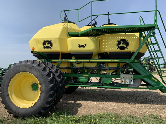 2015 John Deere 1870 Air Seeder