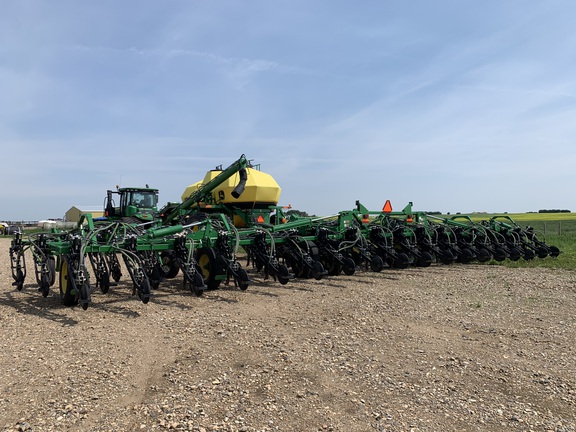 2015 John Deere 1870 Air Seeder