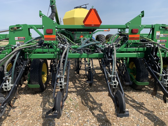 2015 John Deere 1870 Air Seeder