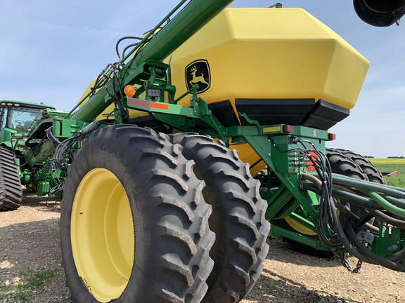 2015 John Deere 1870 Air Seeder