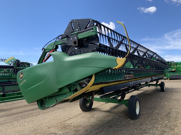 2018 John Deere 640FD Header Combine