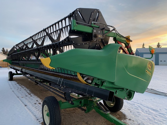 2017 John Deere 640FD Header Combine