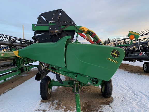 2017 John Deere 640FD Header Combine